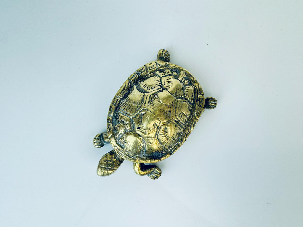 Product image for 'vintage solid brass turtle lidded trinket dish attractive aged metal patina' (view 34e0e1)