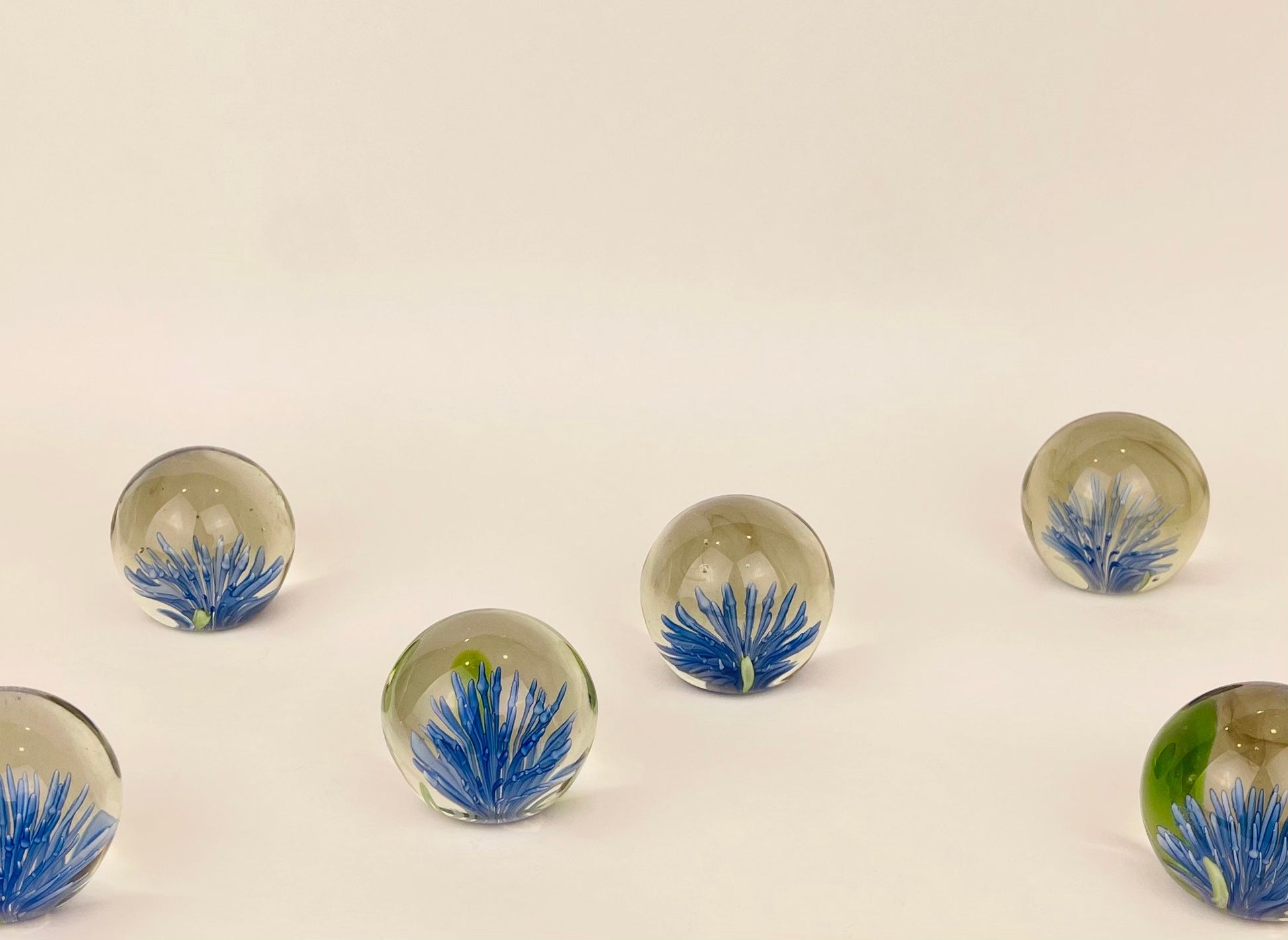Product image for 'vintage heavy glass paperweight blue green sean anemone sold separately' (view 669208)
