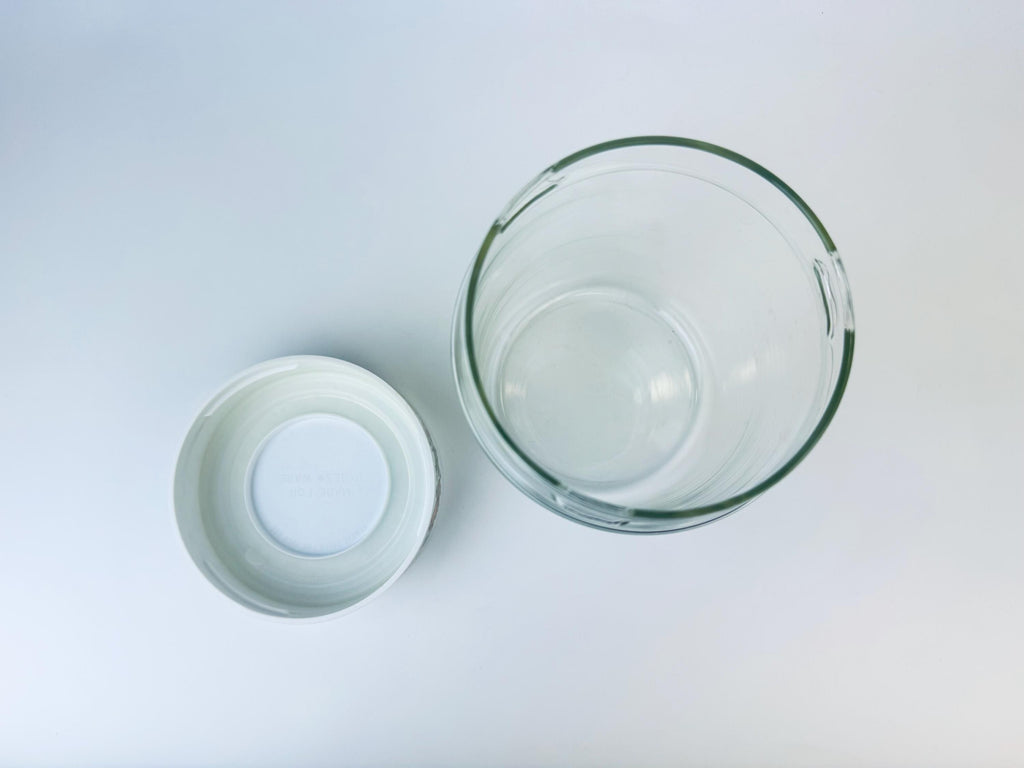Product image for 'vintage air tight pyrex spice of life glass plastic jar container made in usa sold separately' (view d0a754)
