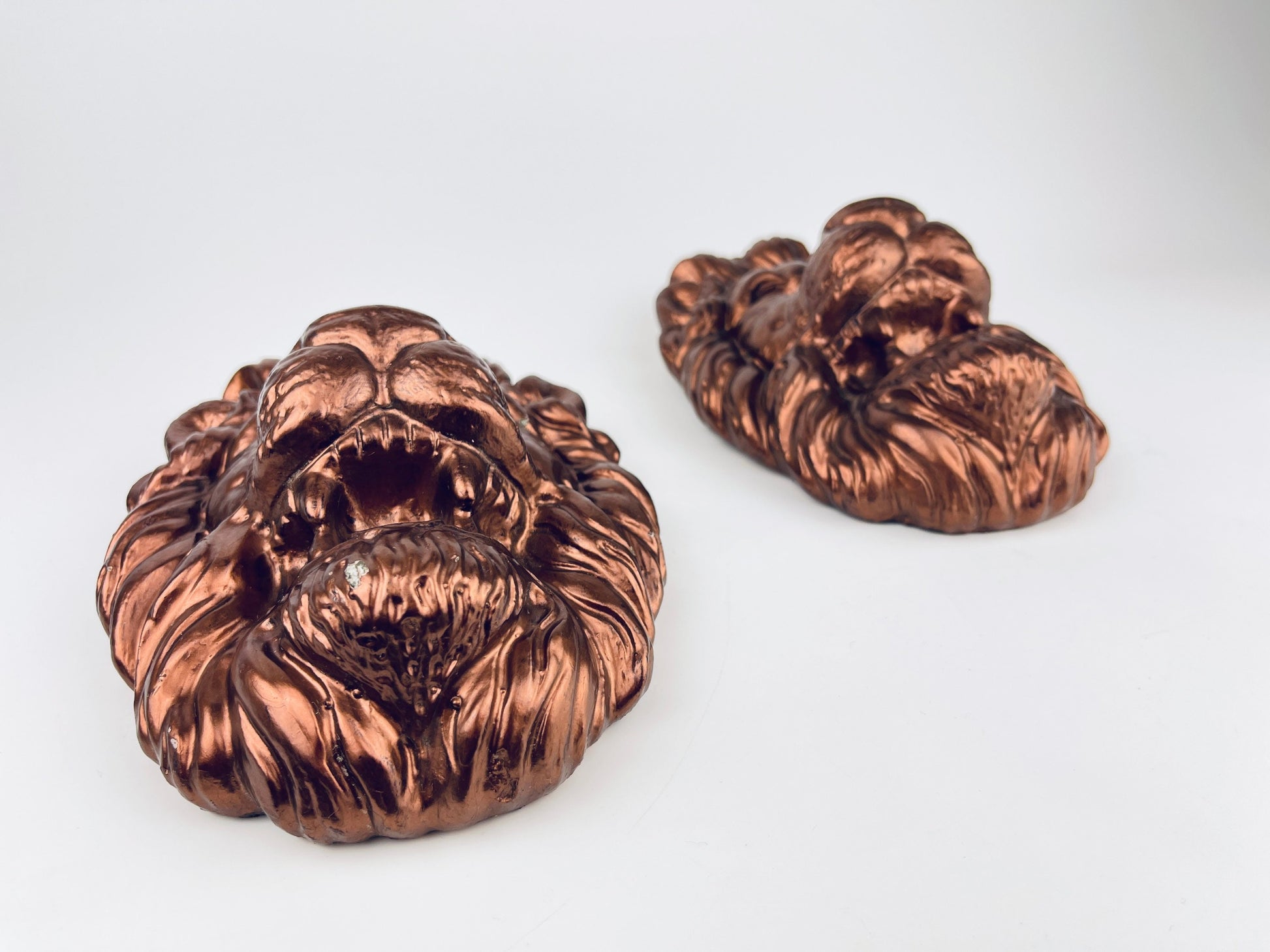 Product image for 'vintage solid concrete rose gold copper painted lion head bust art set of two 2' (view 7ff495)