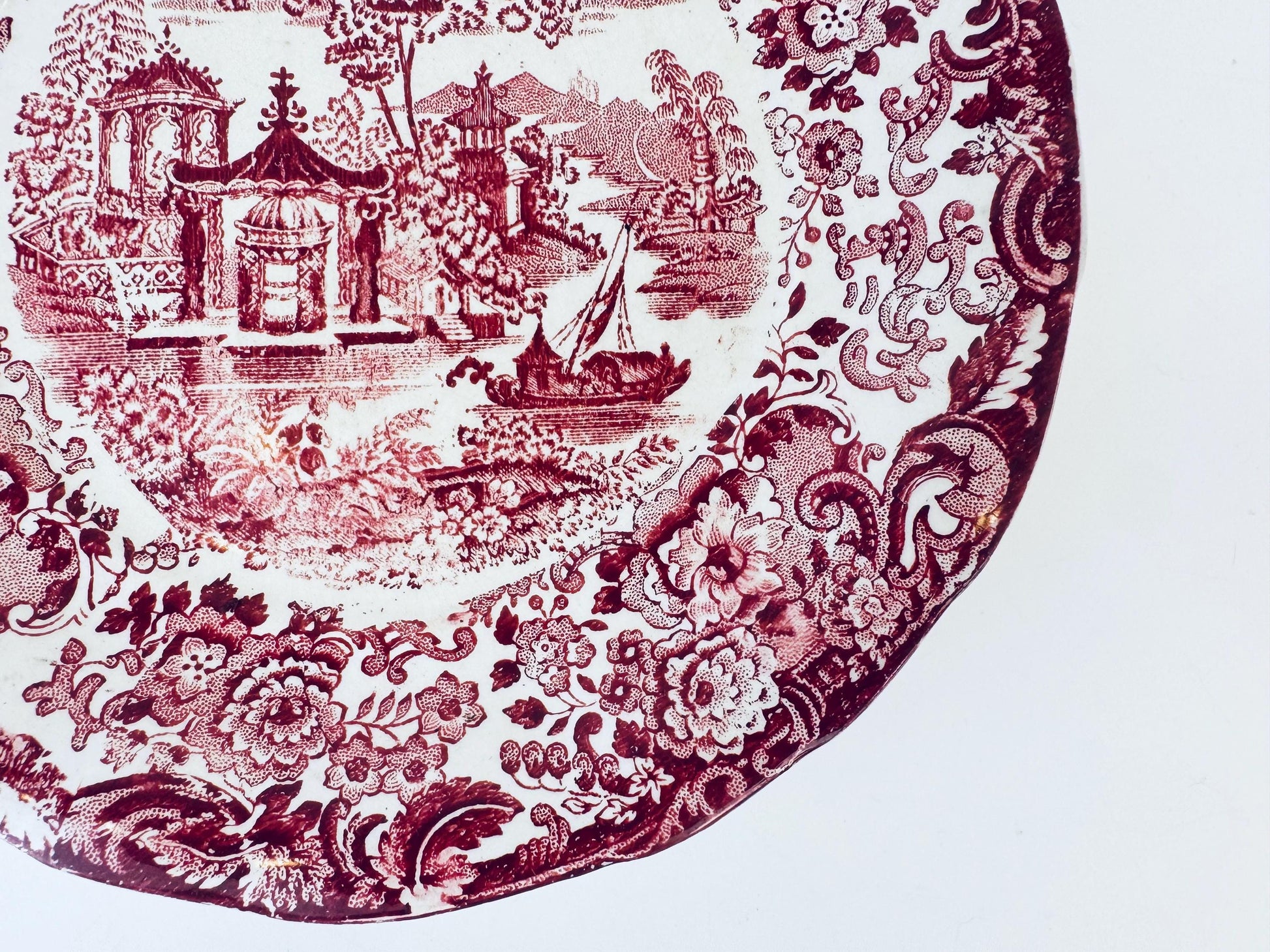 Product image for 'vintage 1940s la cartuja de sevilla pickman red transferware plates spanish earthenware serving display plates sold separately' (view c52af4)