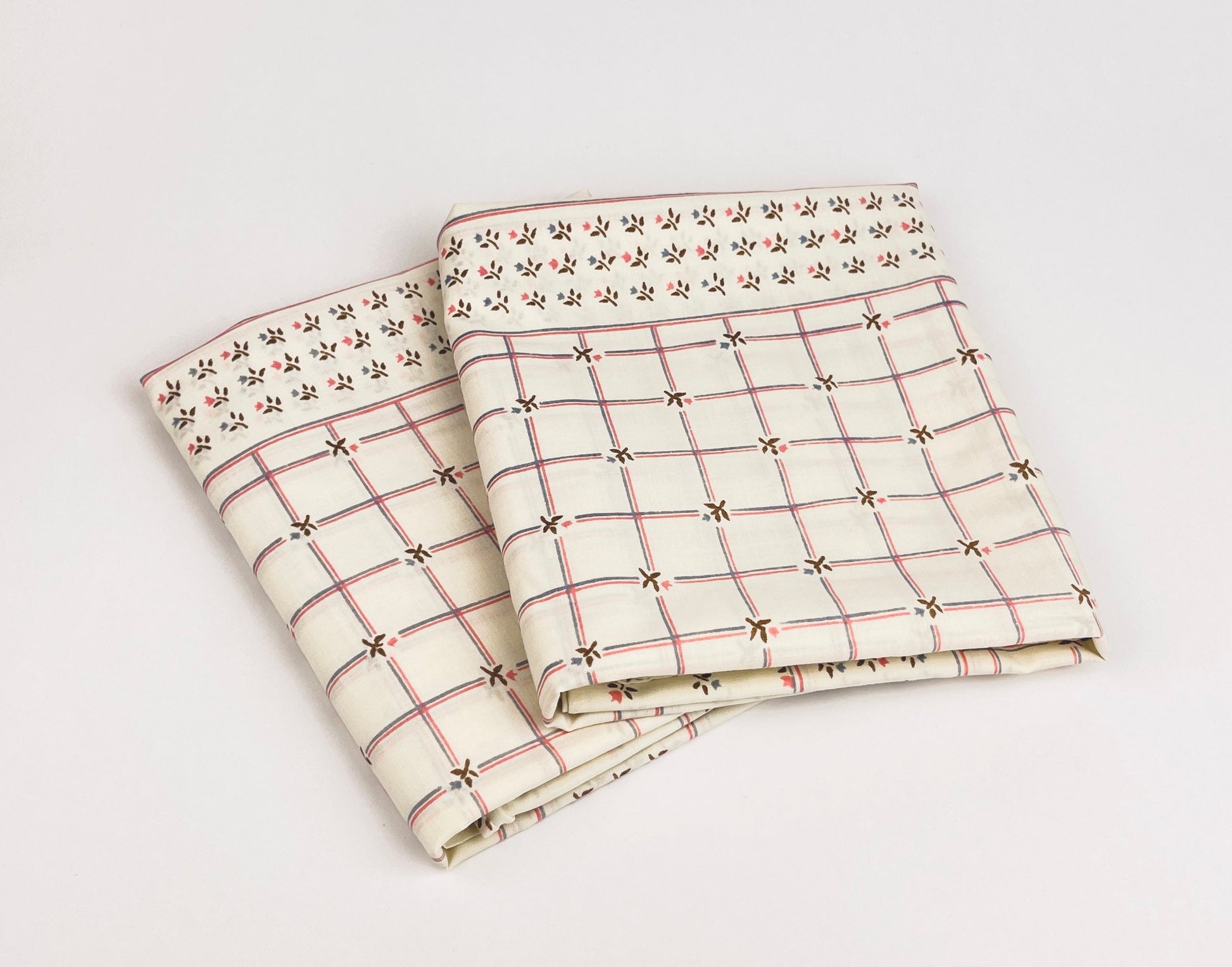 Product image for 'vintage queen beige pink floral pillow case covers set of two 2' (view 44ac6b)