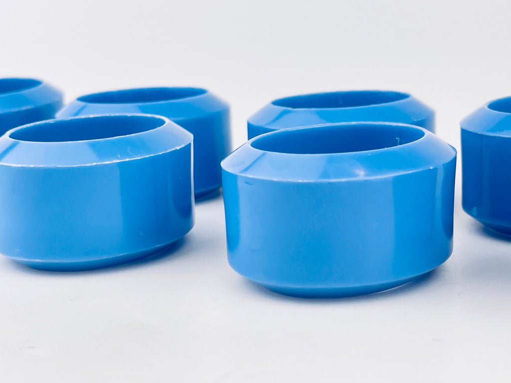Product image for 'vintage robins egg blue oval plastic napkin rings set of eight 8' (view fadf5c)