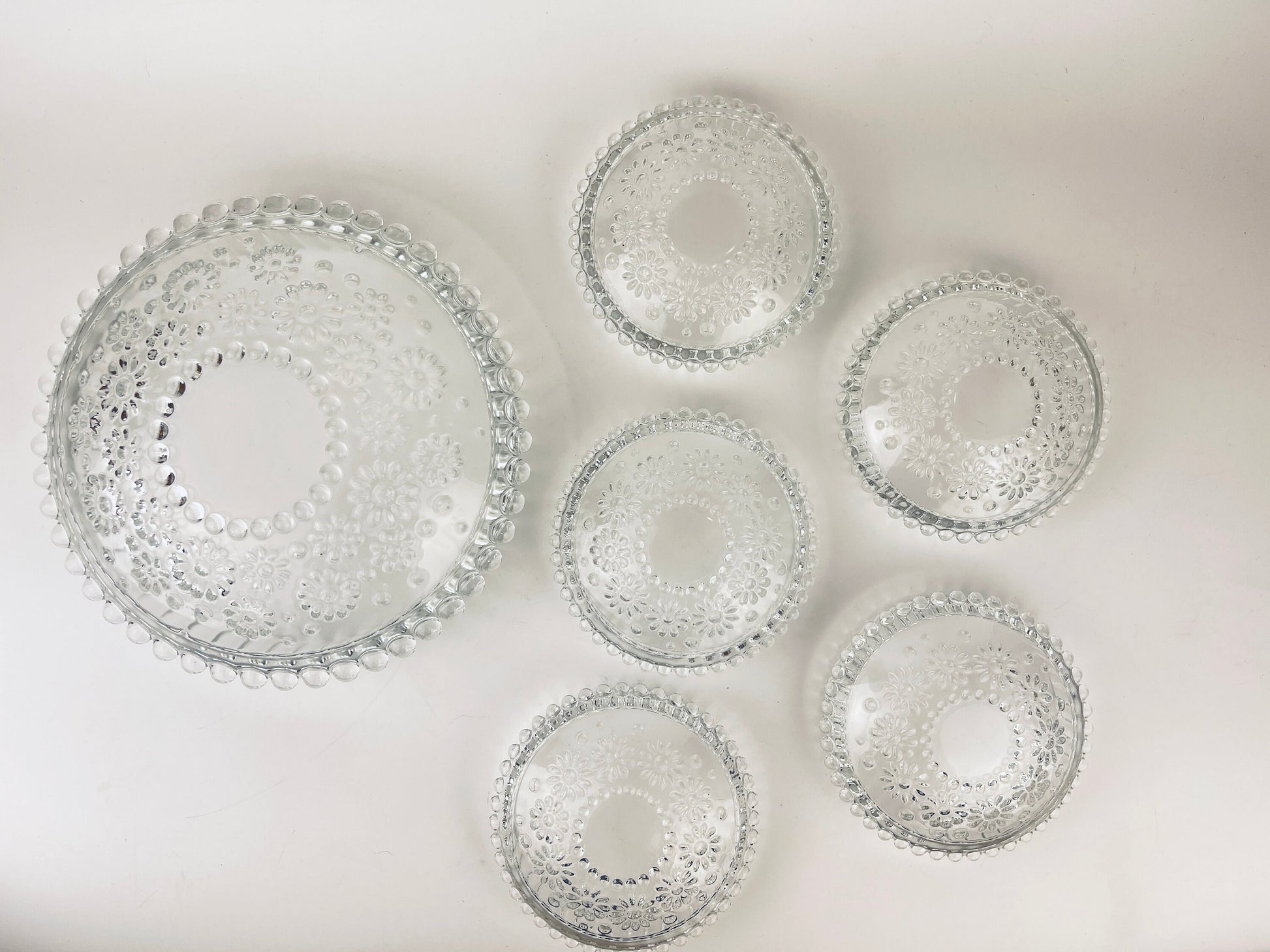 Product image for 'vintage clear crystal glass hobnail daisy floral bowl serving set made in germany by walther glas fabiola line set of five 5' (view c65de1)