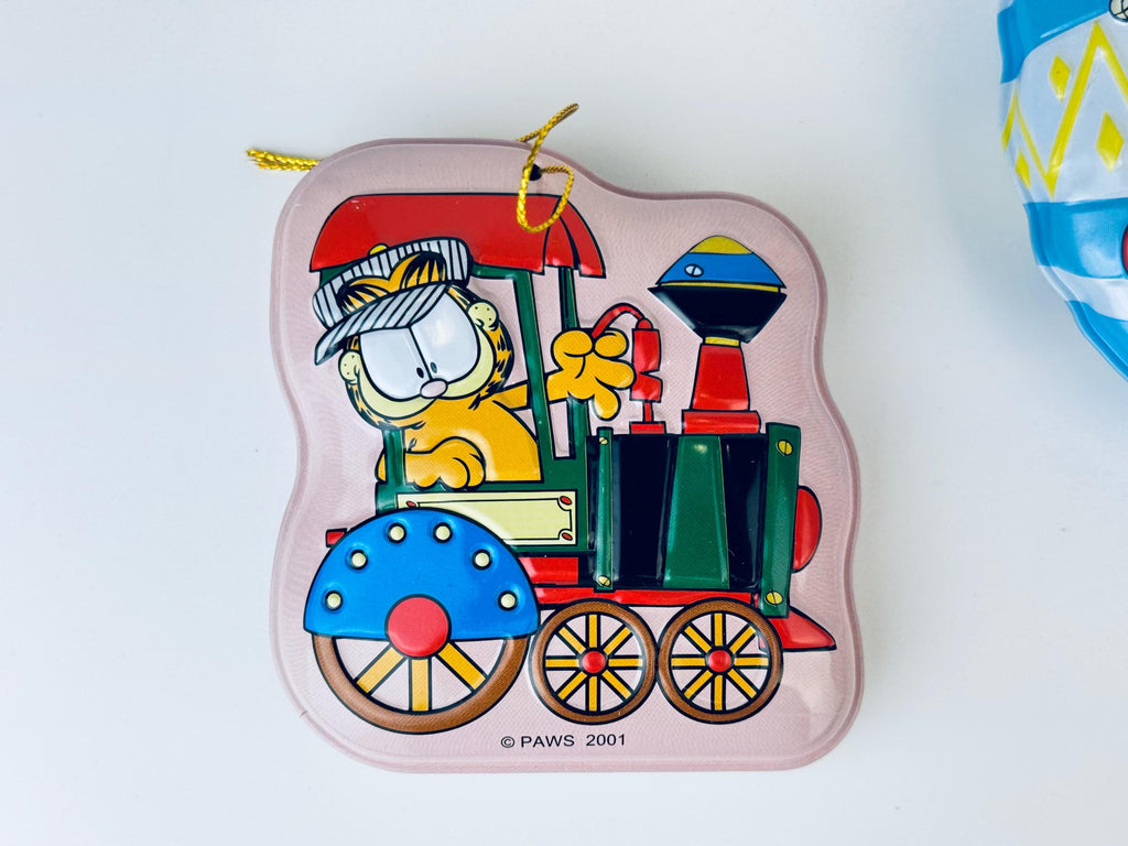 Product image for 'vintage dairy queen garfield odie metal christmas ornaments sold separately new old stock nos' (view fbac2b)