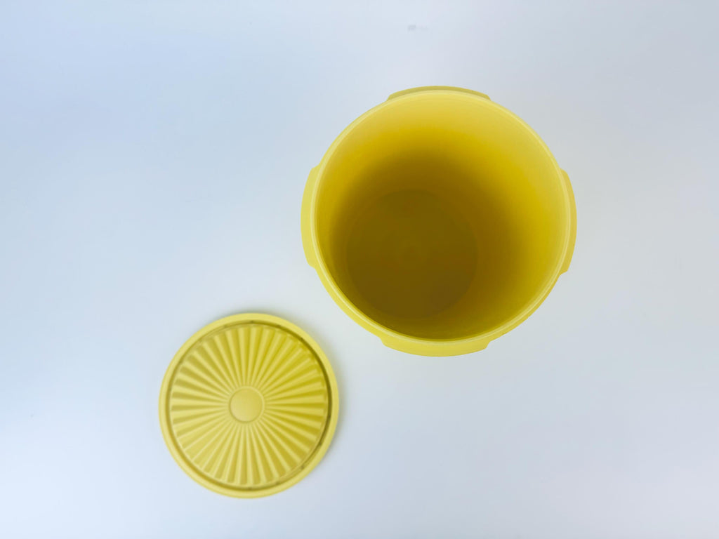 Product image for 'vintage yellow plastic tupperware servalier countertop container instant touch lid scroll pattern made in canada 1' (view 5004b1)