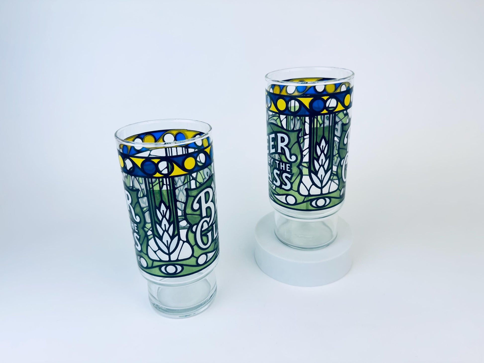 Product image for 'vintage libbey faux stained glass beer by the glass set of two 2' (view 9a97b0)