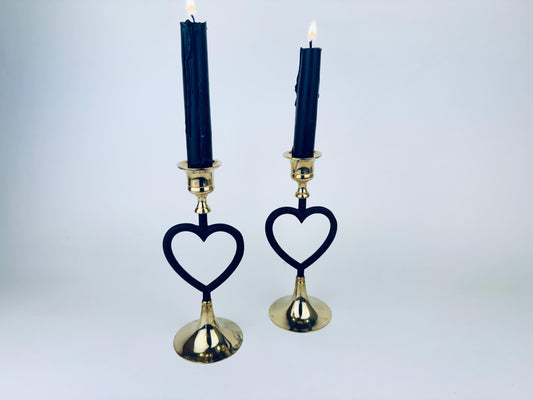 Product image for 'vintage brass heart candlestick holders romantic mid century pair' (view 3c0137)