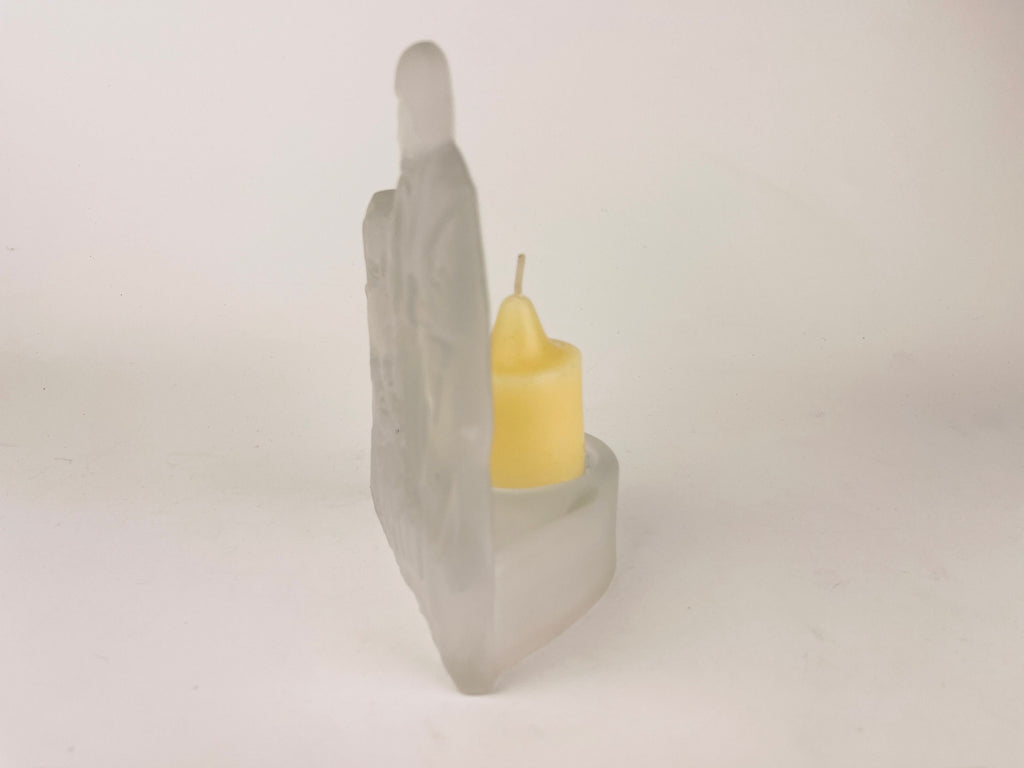 Product image for 'vintage frosted glass christmas votive candleholder mary joseph jesus nativity scene' (view 00c327)