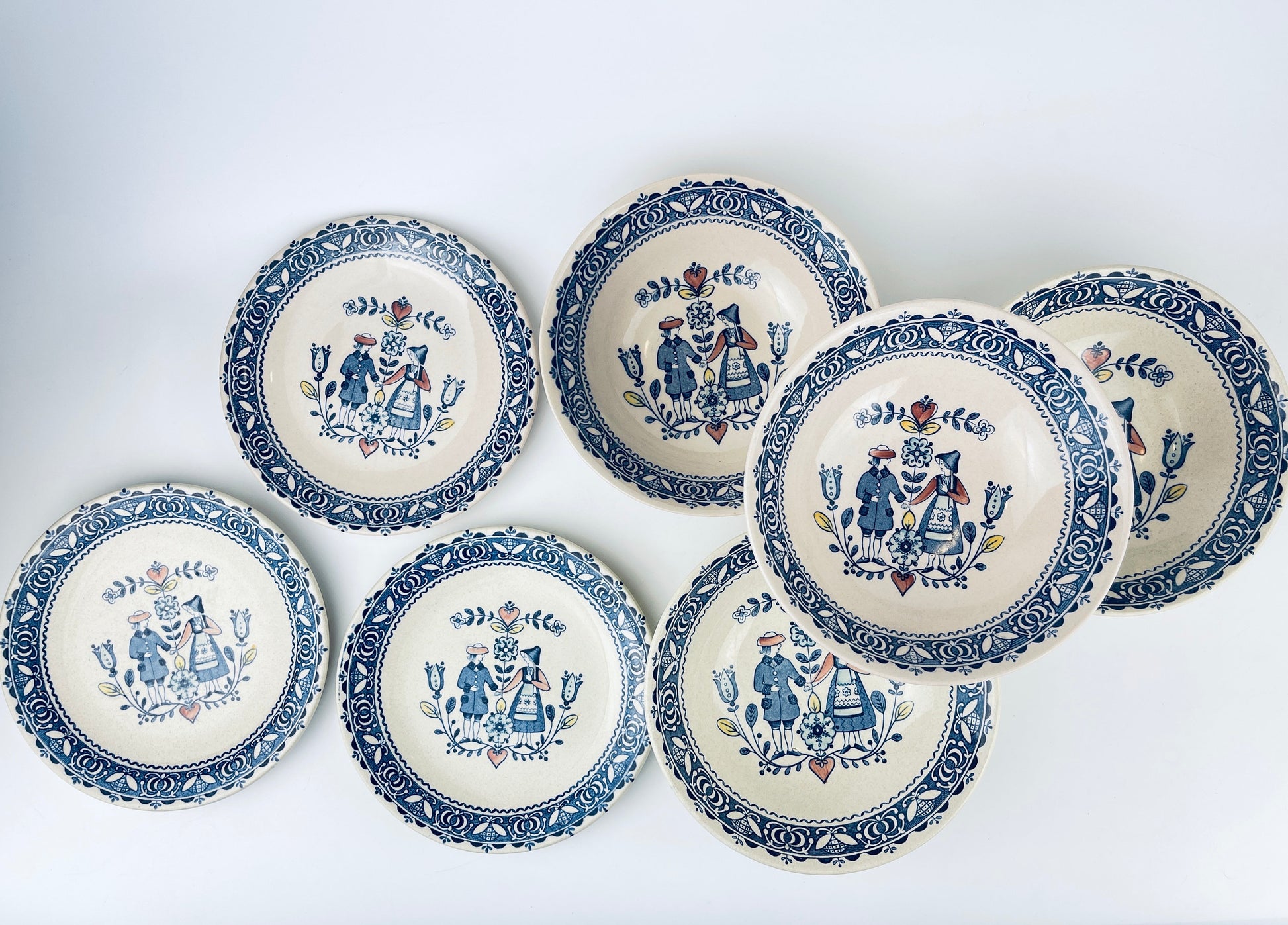 Product image for 'vintage staffordshire old granite plate bowl hearts flowers pattern johnson bros made in england sold individually' (view bdca46)
