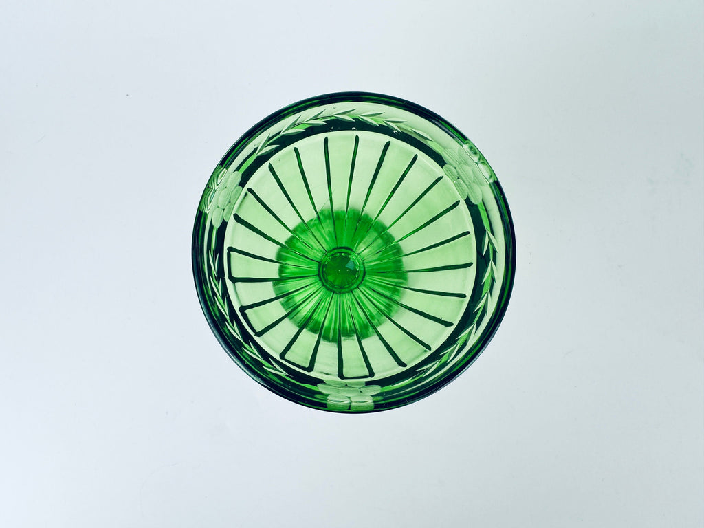 Product image for 'vintage anchor hocking forest green glass swirl candy bowl decorative bowl' (view 4bae66)