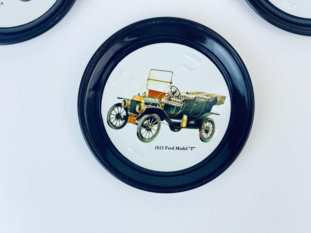Product image for 'vintage antique car round metal coaster set set of four 4' (view 904f09)
