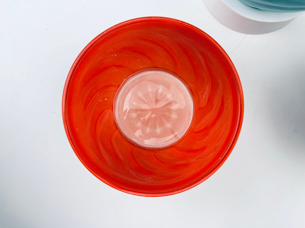 Product image for 'vintage anderson erikson dairy glass swirl round bowls cereal cottage yogurt dessert bowls sold individually' (view 737fb6)
