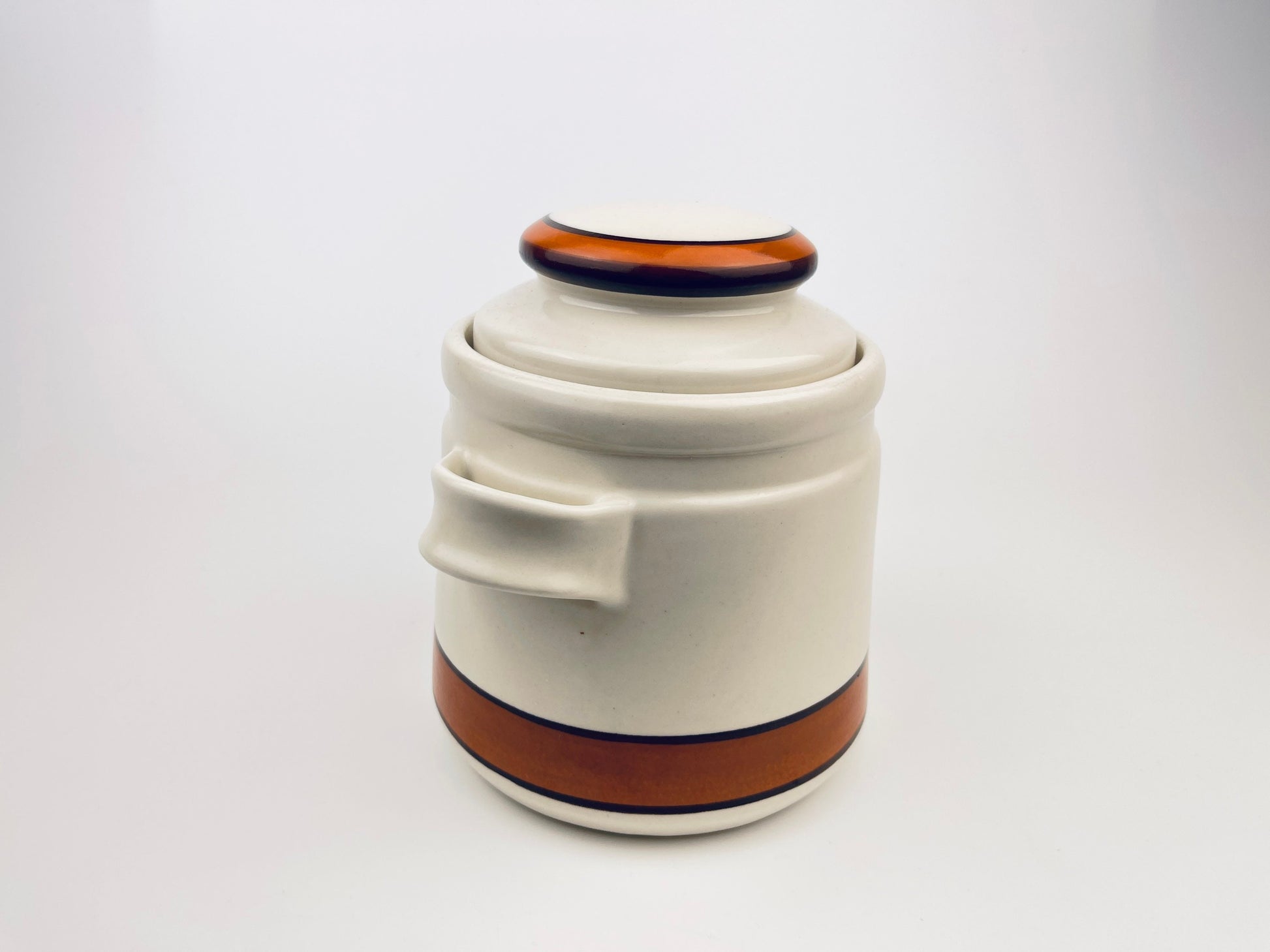 Product image for 'vintage california pottery ceramic lidded jar orange brown striped made in usa' (view 5066f1)