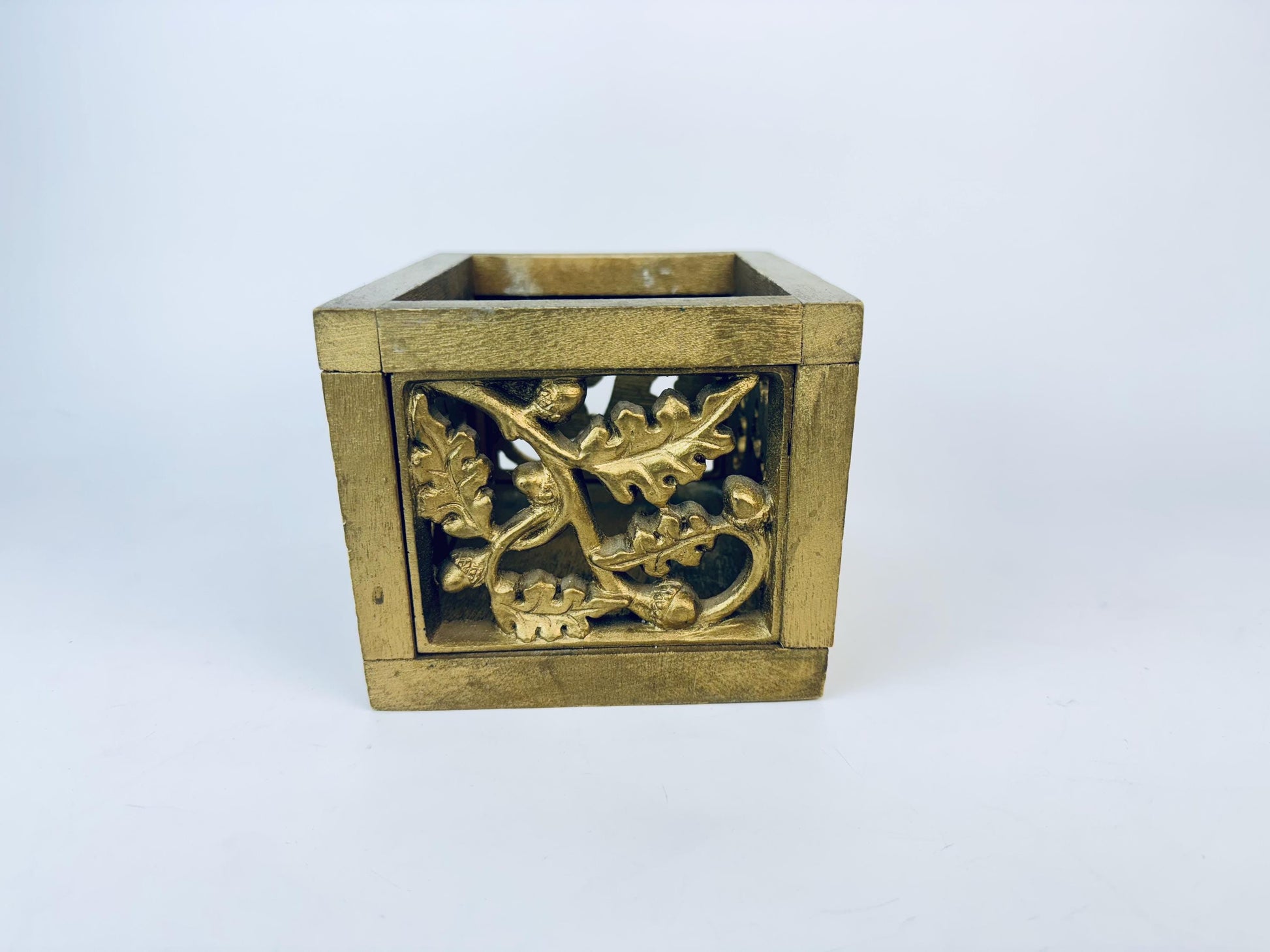 Product image for 'vintage gold carved wood box botanical desktop organizer' (view 898958)