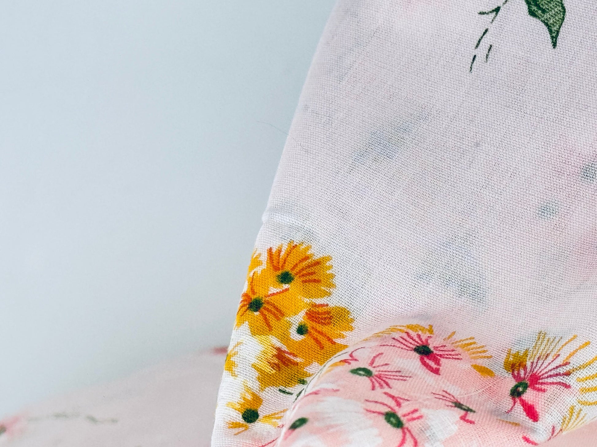 Product image for 'vintage light pink floral semi sheer cotton fabric 44 x 74' (view 9cc96a)
