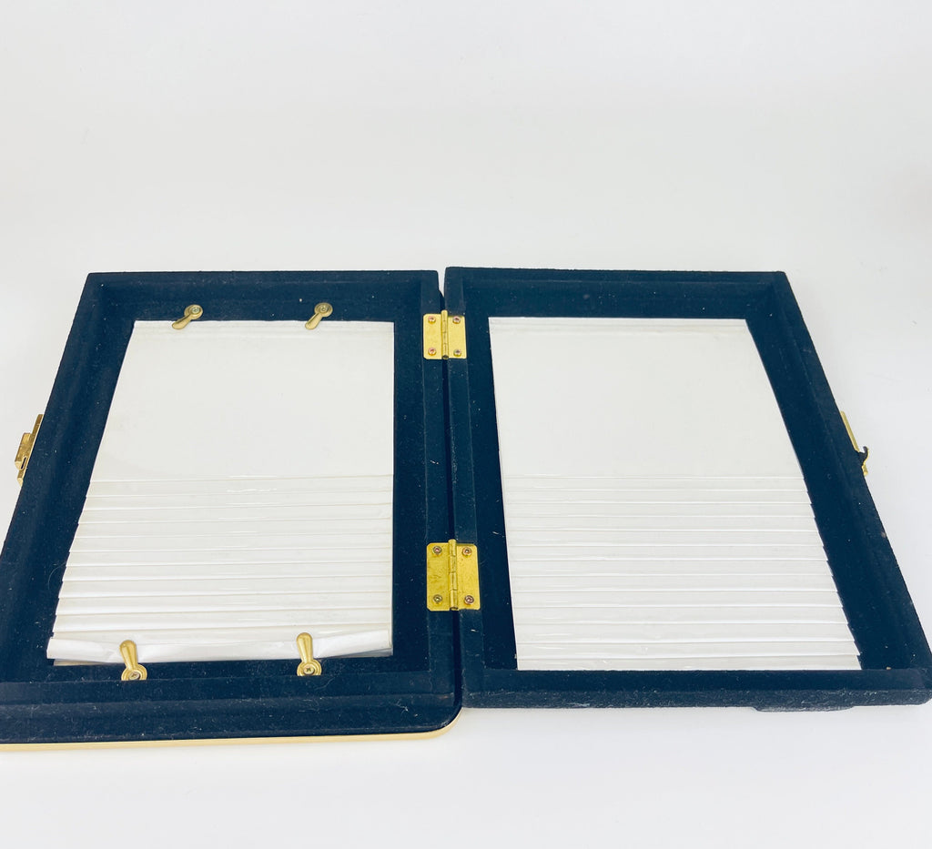 Product image for 'vintage brass tabletop picture album frame made in korea' (view bbfba8)