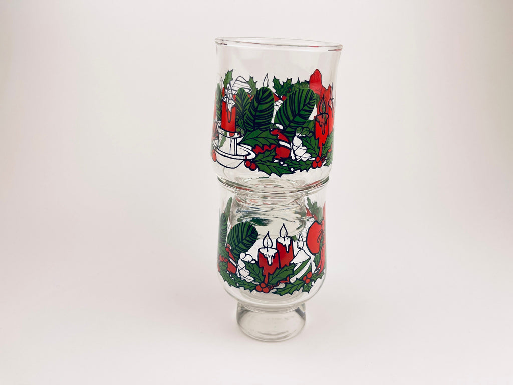 Product image for 'vintage glass christmas candleholders set of two 2 wreath candle pattern' (view a6f2d7)