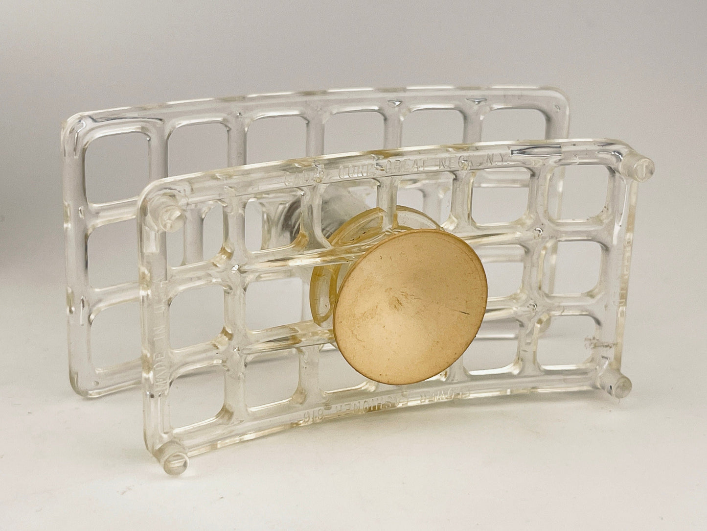 Product image for 'vintage flower fashioner flower holder made in usa by gadjo tip proof flower holder 616' (view 5299df)