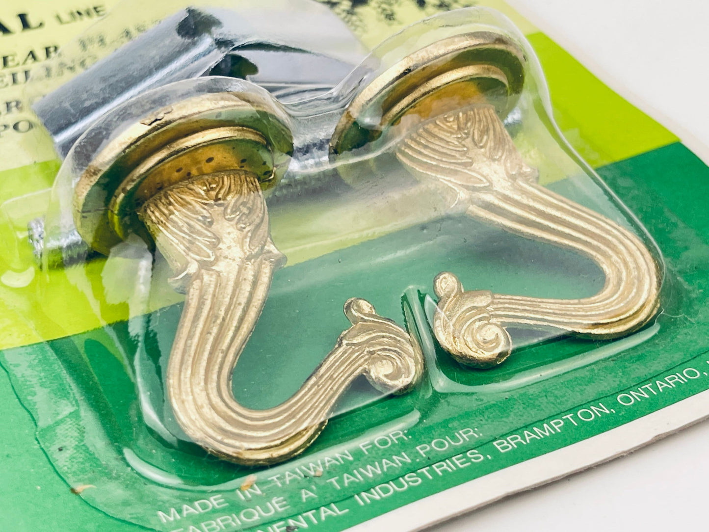 Product image for 'vintage brass ceiling plant hangers new old stock nos set of two 2' (view f6e502)