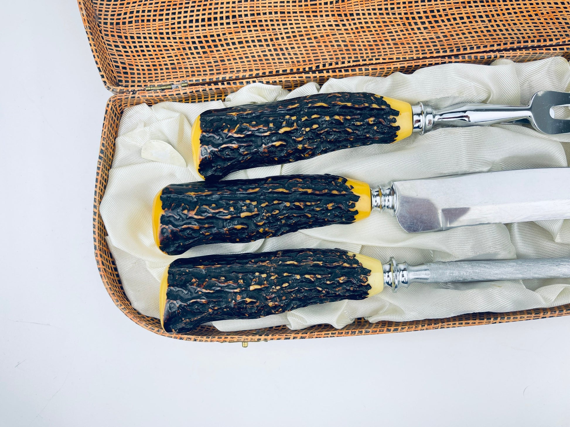 Product image for 'vintage faux antler serving utensil knife set sheffield england forged steel knife sharpener cutler john palmer knife' (view 100dfe)