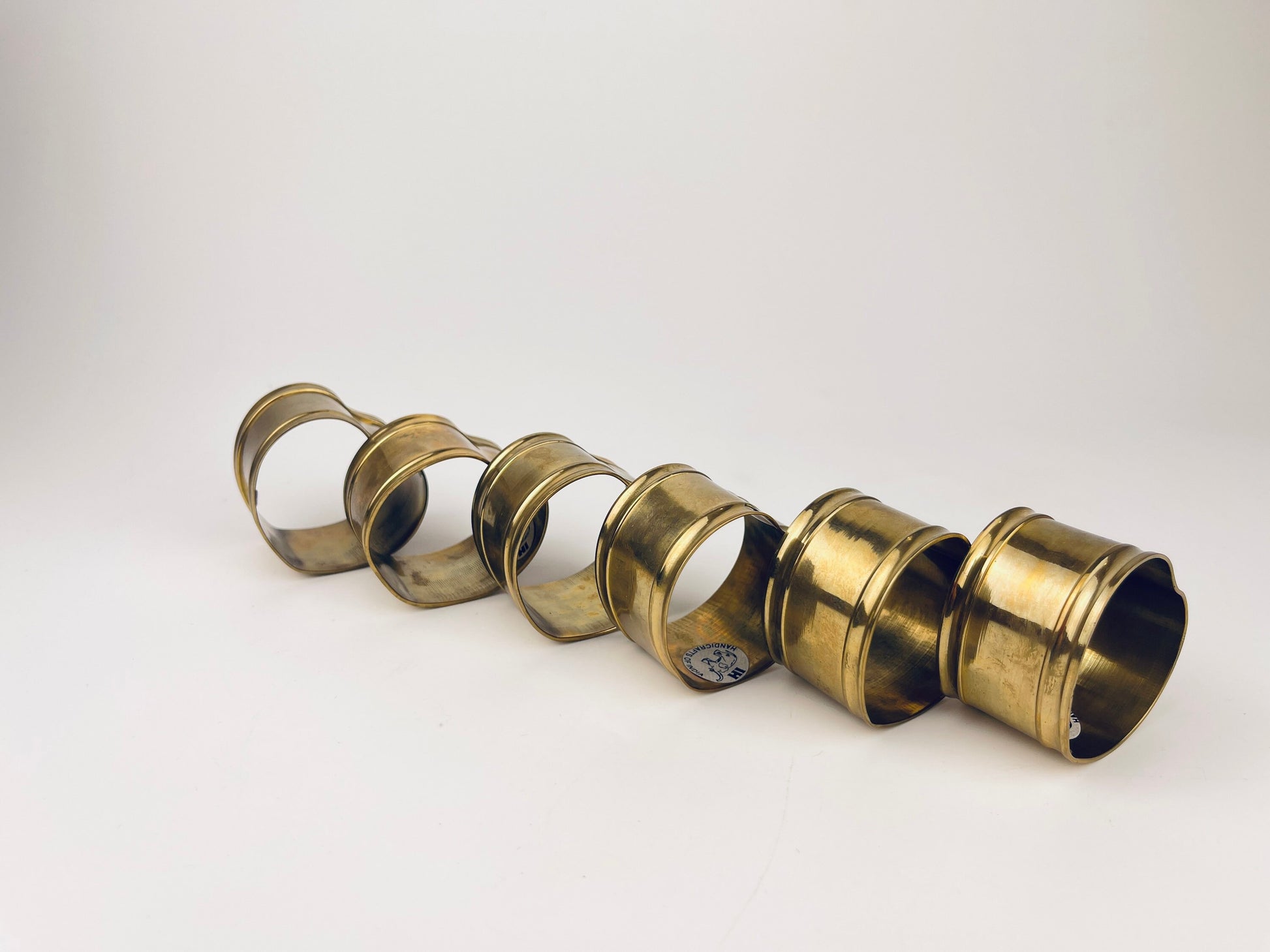 Product image for 'vintage brass heart shaped napkin ring holders set of six 6 attractive aged patina' (view c8aff7)
