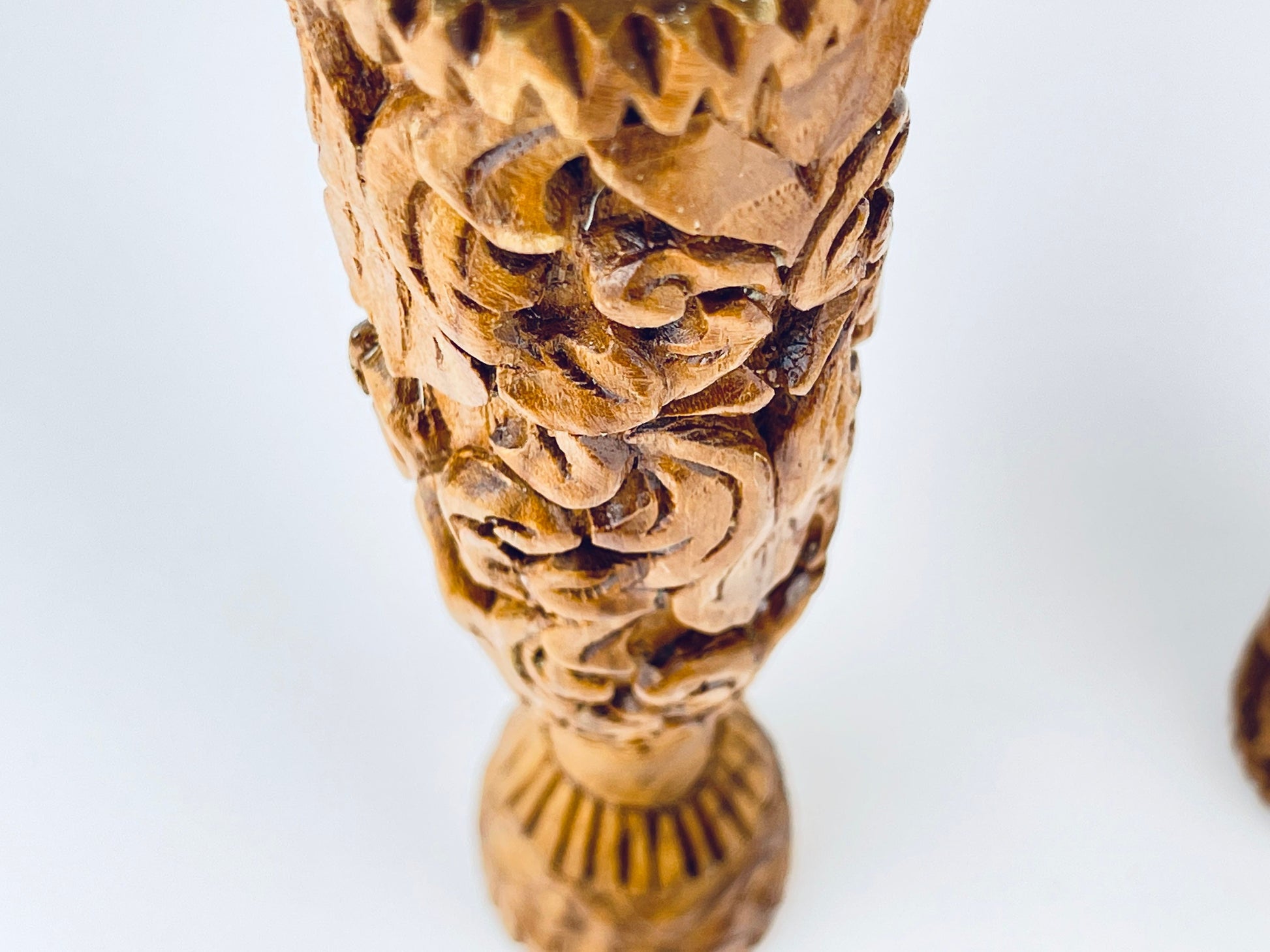 Product image for 'vintage 1970s hand carved wooden candlestick holders boho floral swirl pair' (view 5a8ed7)