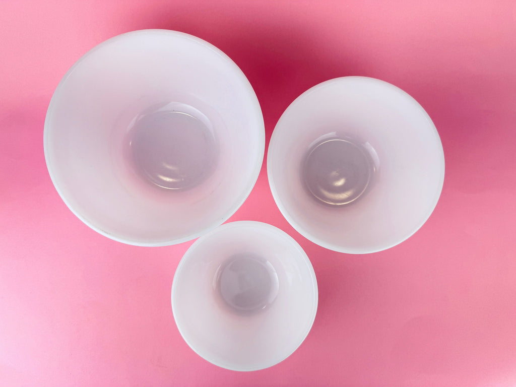 Product image for 'vintage federal glass mixing bowl set double striped top pattern made in usa sets sold separately' (view 8cb70e)