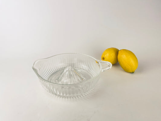 Product image for 'vintage ribbed glass orange citrus juicer reamer' (view a26d0c)