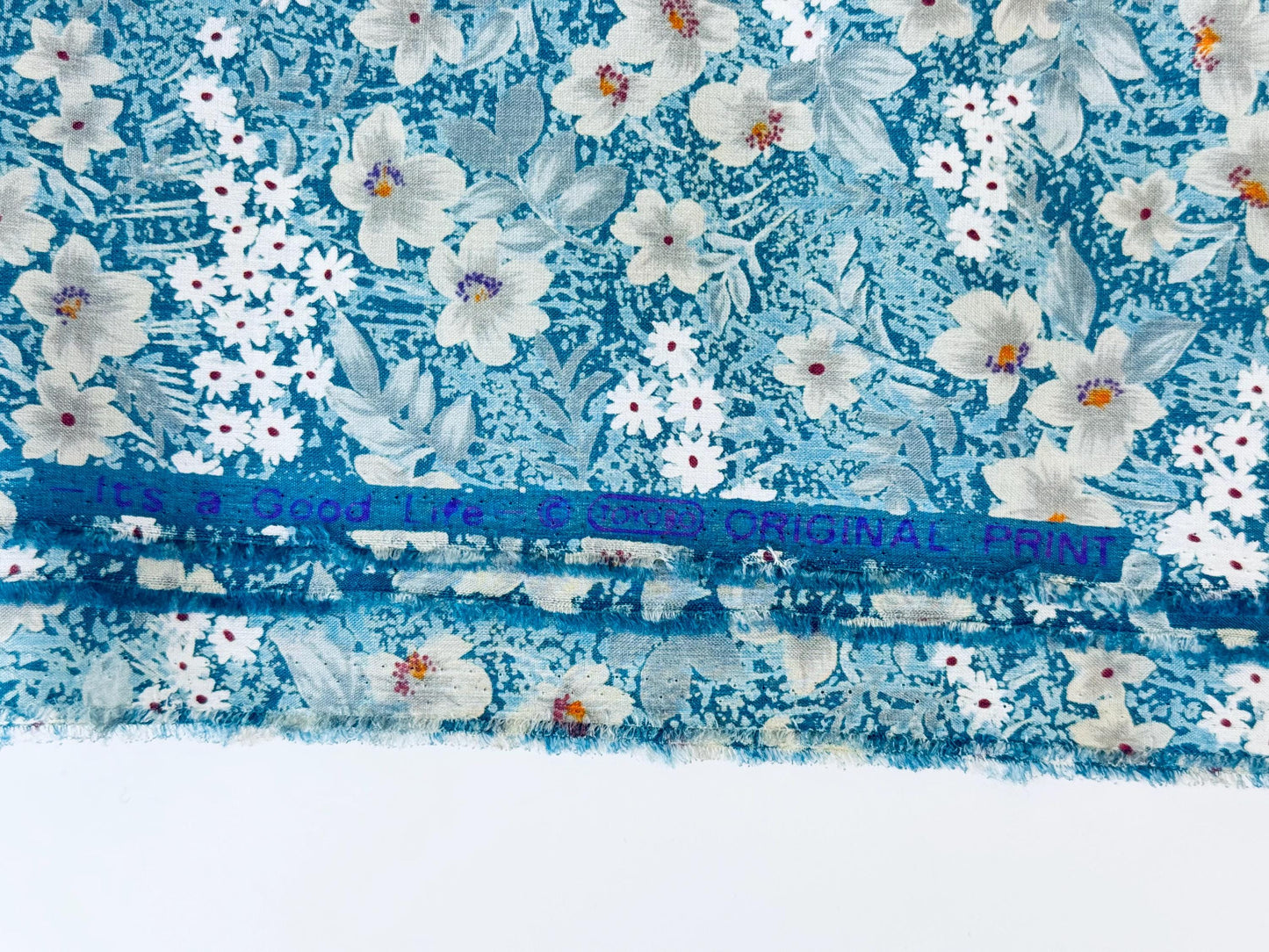 Product image for 'vintage blue white grey floral silky polyester fabric 43 x 86' (view 05edfc)