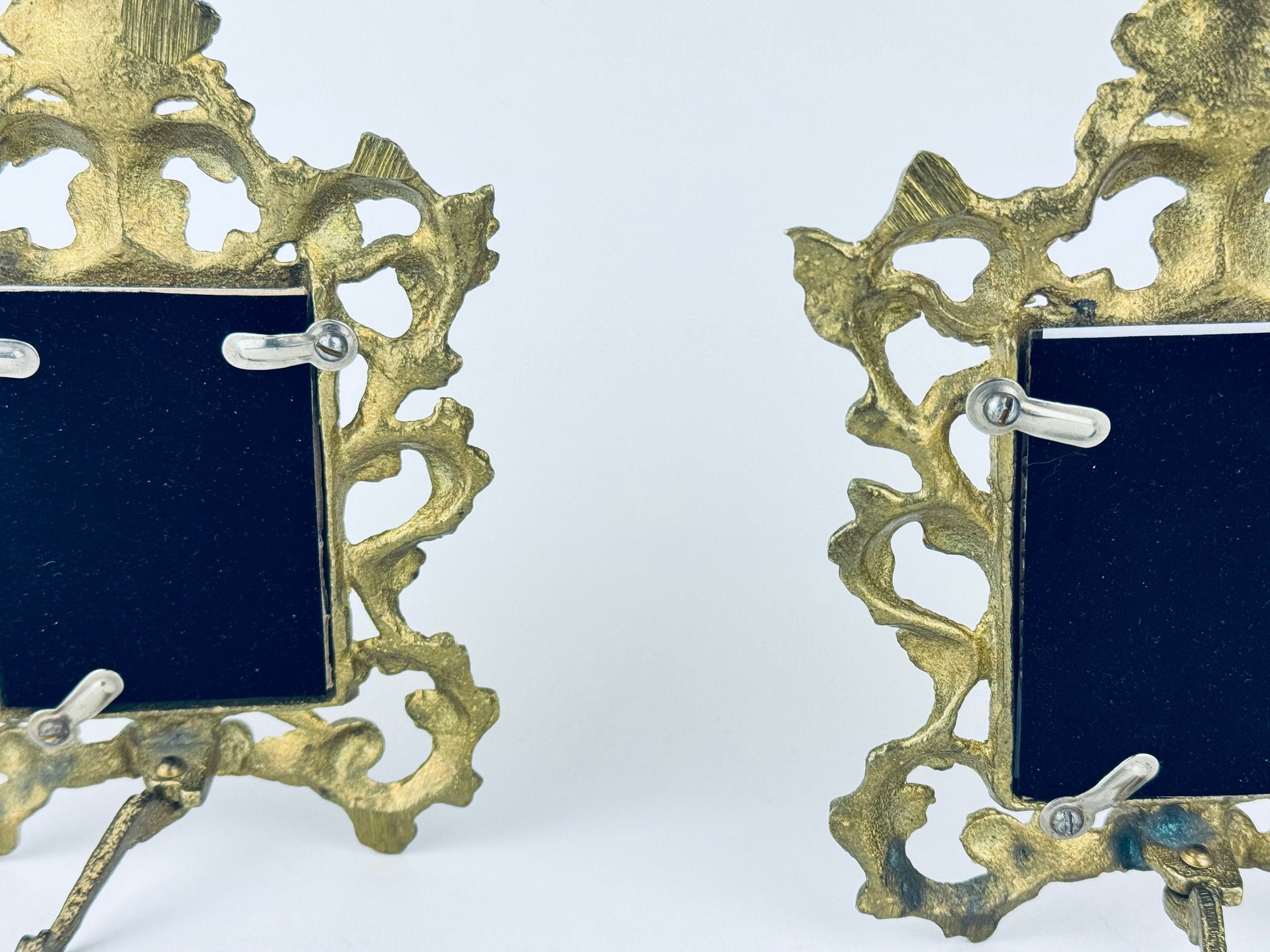 Product image for 'vintage ornate hollywood regency heavy solid brass tabletop frame 2 x 3 attractive aged metal patina sold separately' (view 0eaa1a)