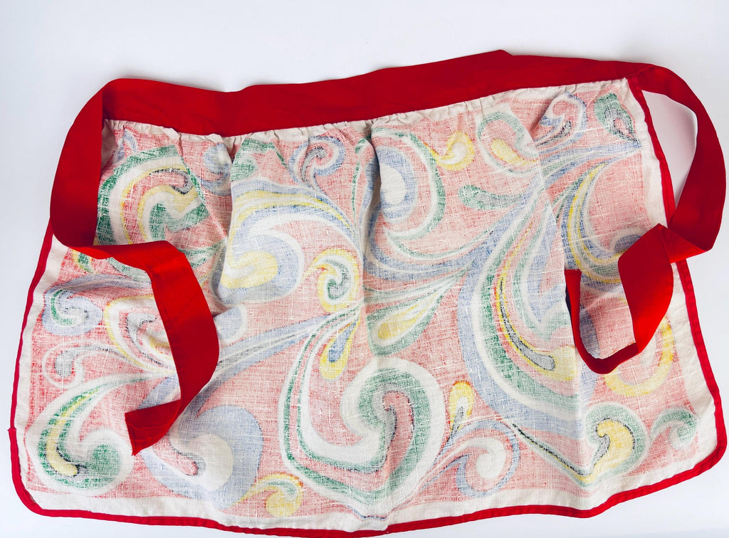 Product image for 'vintage paisley linen waist apron red strings' (view c2a3e5)