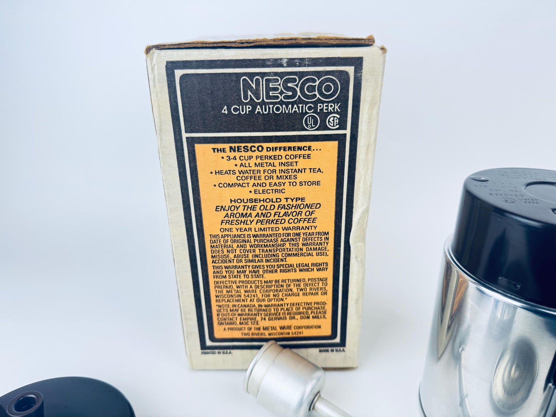 Product image for 'vintage chrome nesco 4 cup electric coffee percolator 1980s mid century modern style made in usa automatic compact brewer' (view a47466)