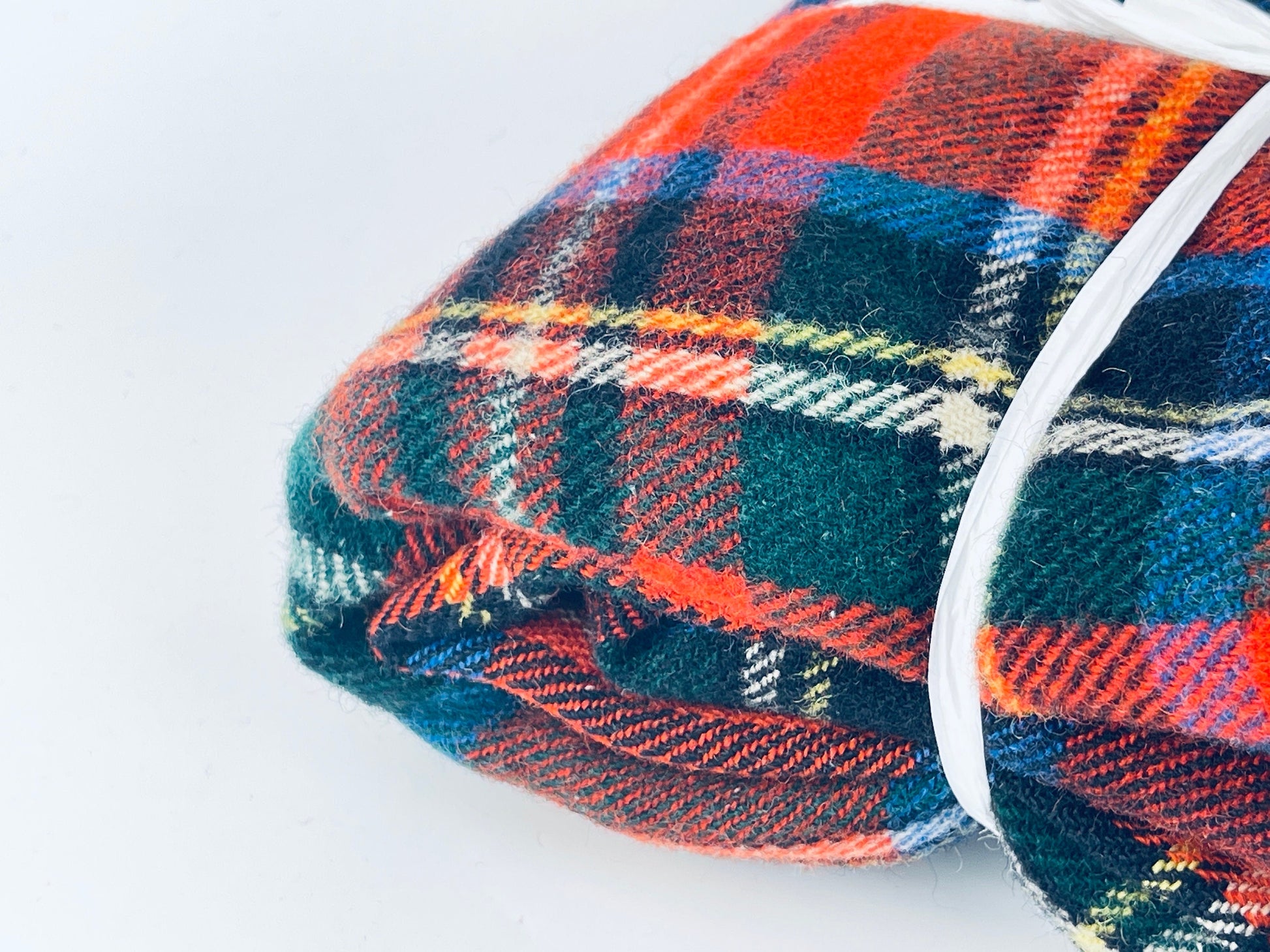 Product image for 'vintage red fringe plaid wool blanket 62 x 68' (view a5fbb0)