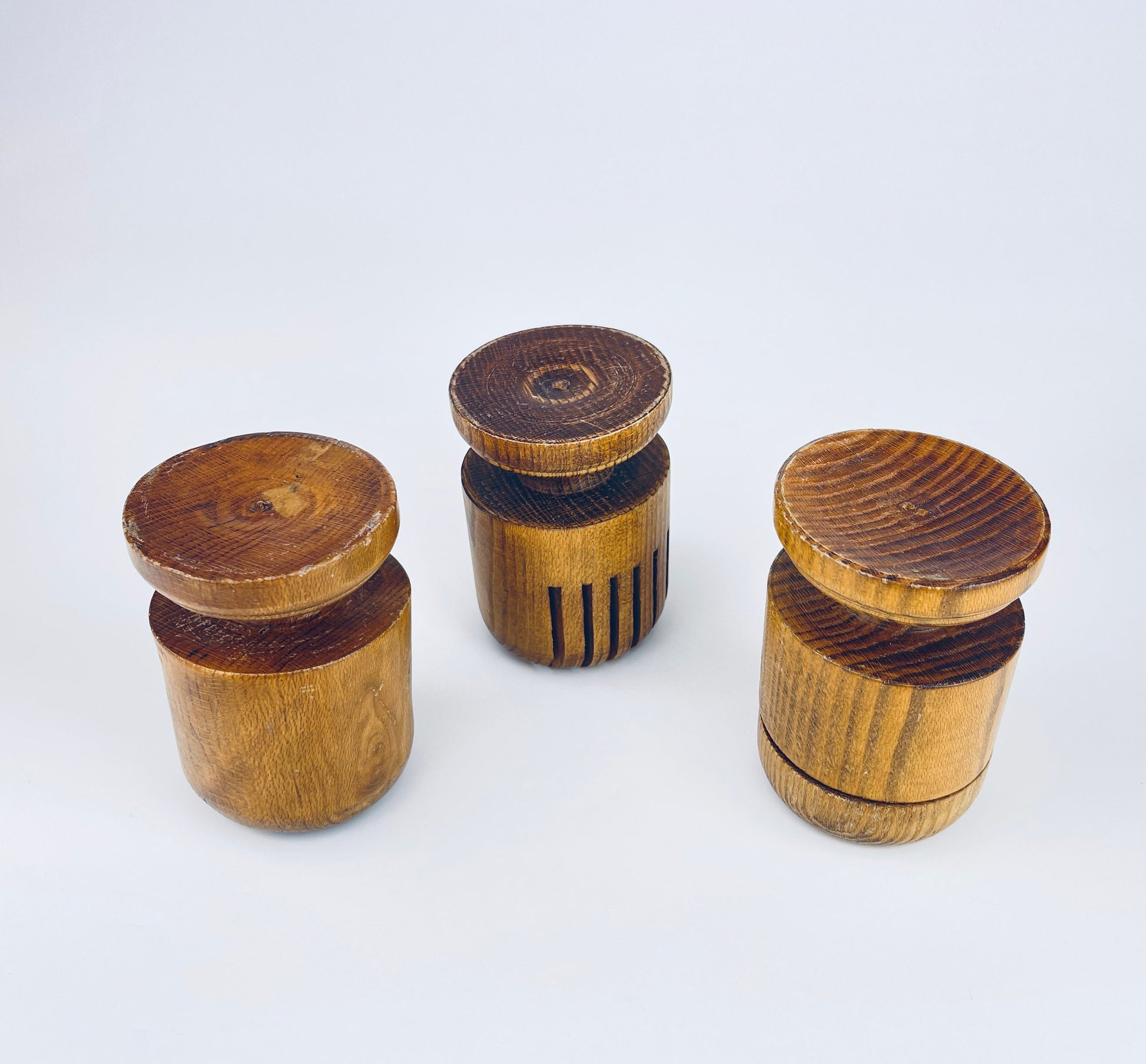 Product image for 'vintage 1970s wood desk organizer set pencil paperclip letter holders' (view 306383)