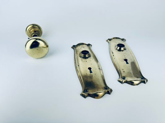 Product image for 'antique brass plated double sided door handle knob door plates architectural salvage rustic hardware decor sold separately' (view d0a51f)