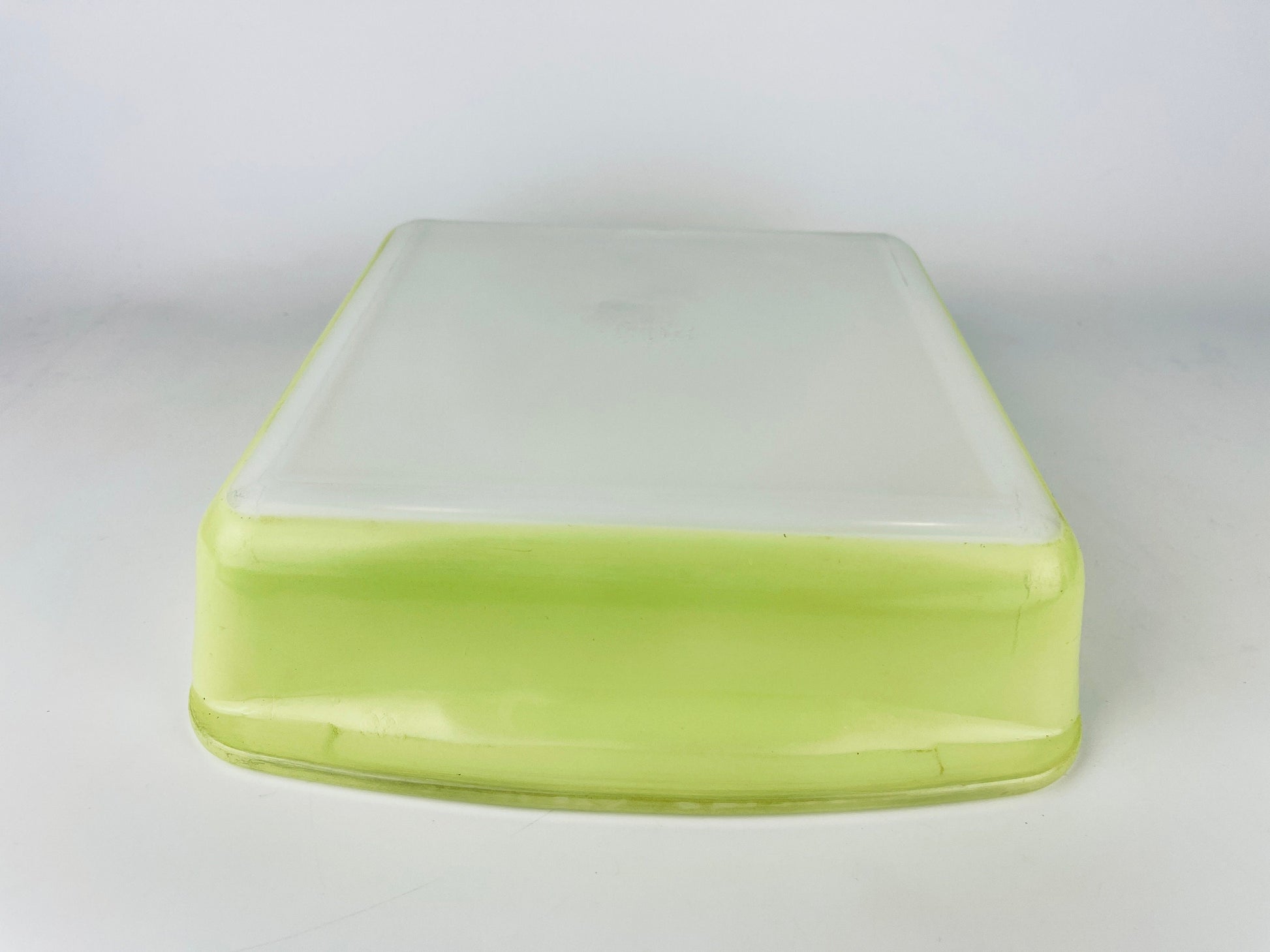 Product image for 'vintage antique rare lime green milk glass pyrex brownie dessert bake dish plate 222 reverse print made in canada' (view 8774e9)