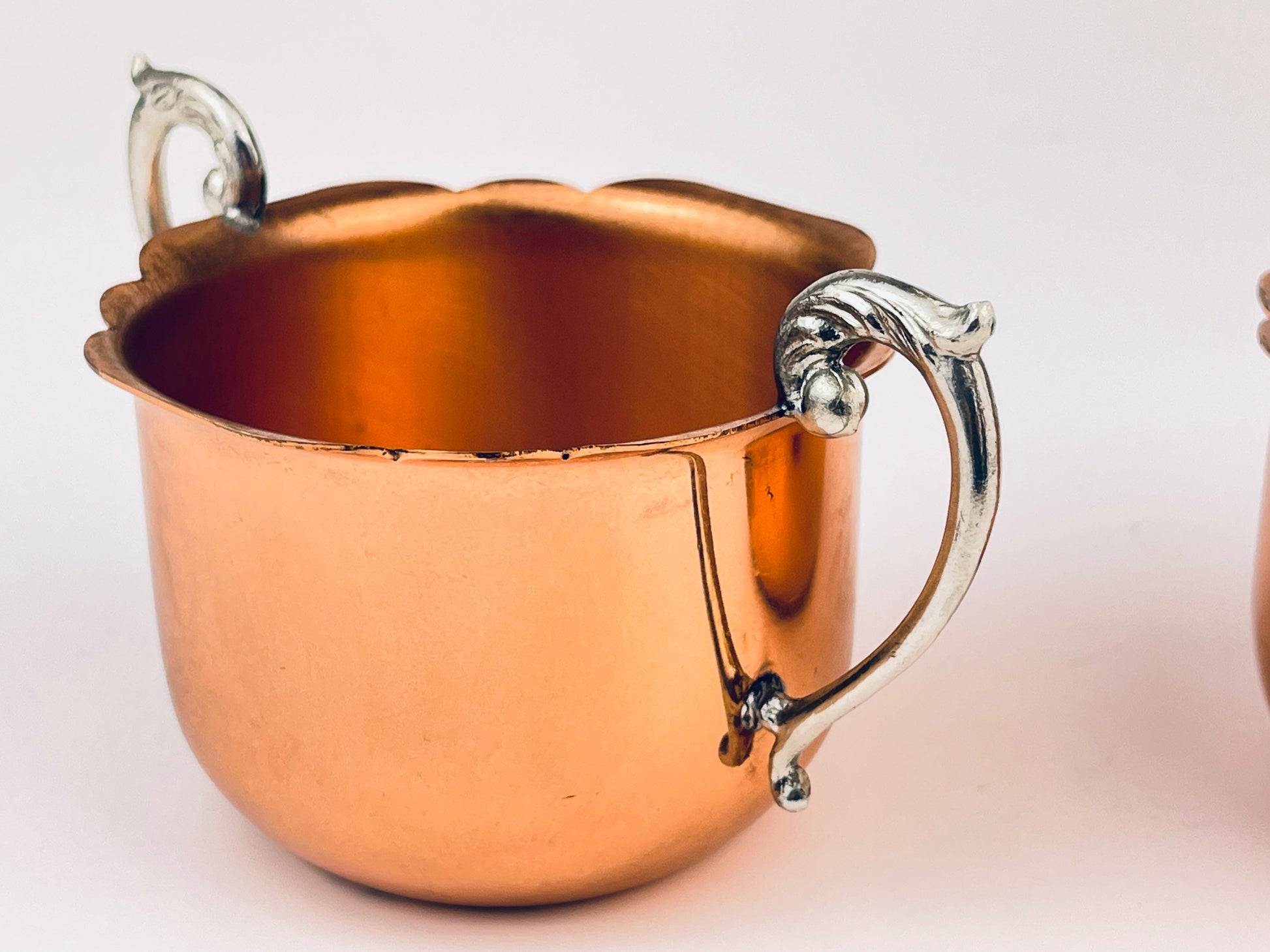Product image for 'vintage copper cream sugar bowl set made by venetian copper silver handles' (view 03a6b6)