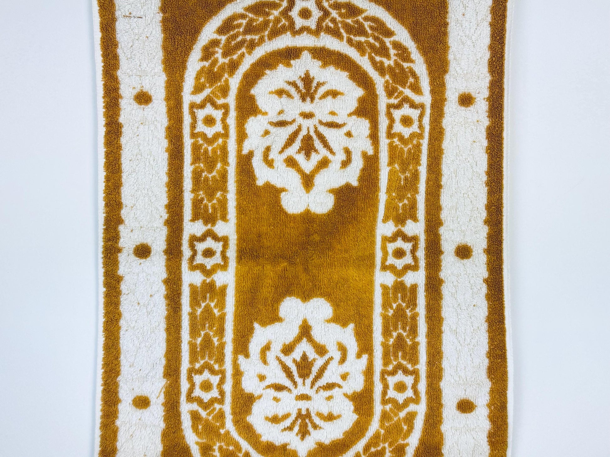 Product image for 'vintage fieldcrest gold beige floral towel set 100 cotton usa made' (view 521f12)