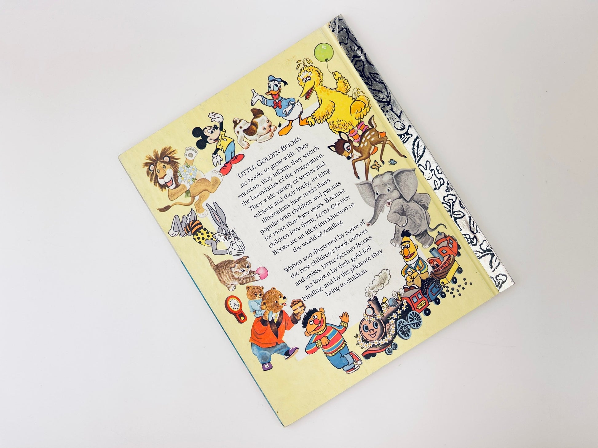 Product image for 'vintage bugs bunny book a little golden book hardcover book' (view e21a44)