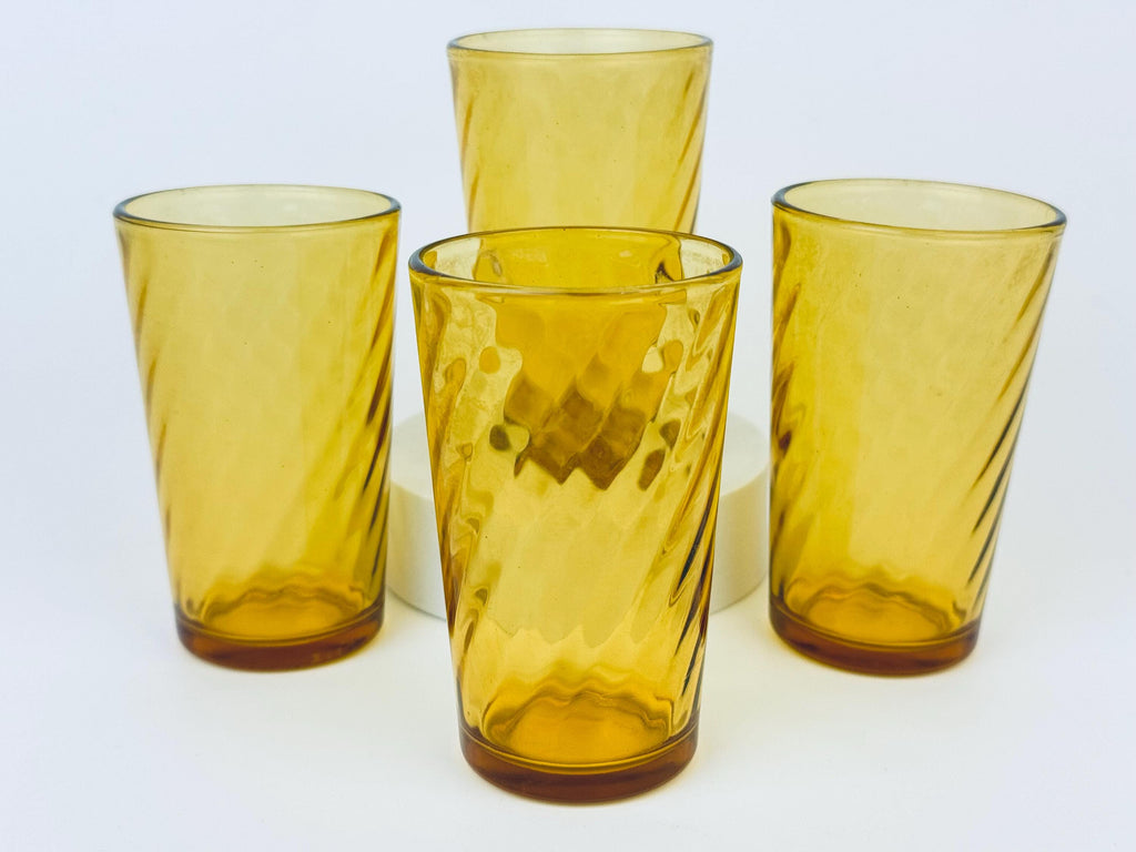 Product image for 'vintage amber swirl juice glasses set of four 4' (view 4c4dc3)