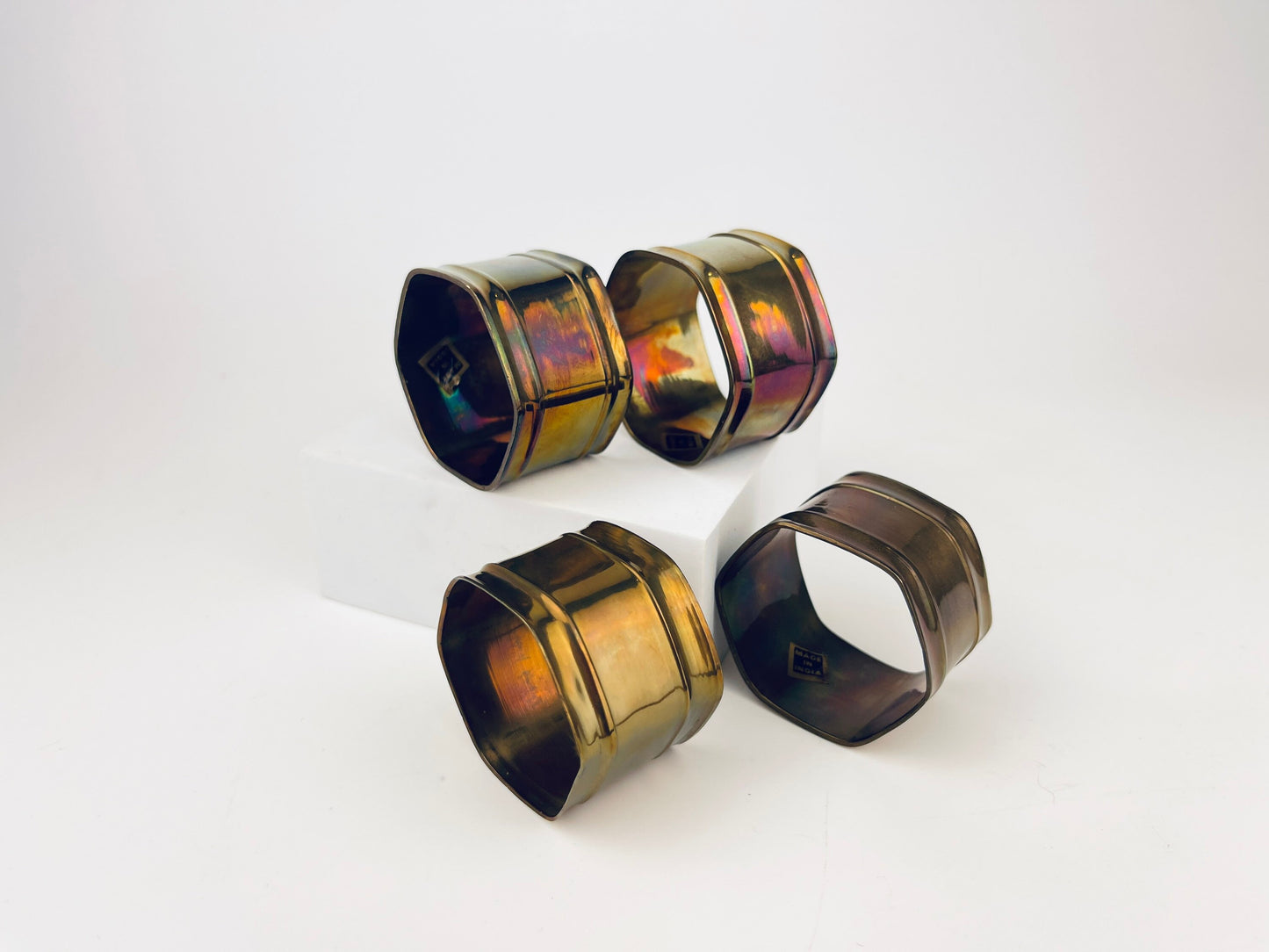 Product image for 'vintage hexagonal brass napkin ring holders set of four 4 attractive aged patina' (view 3f2d23)