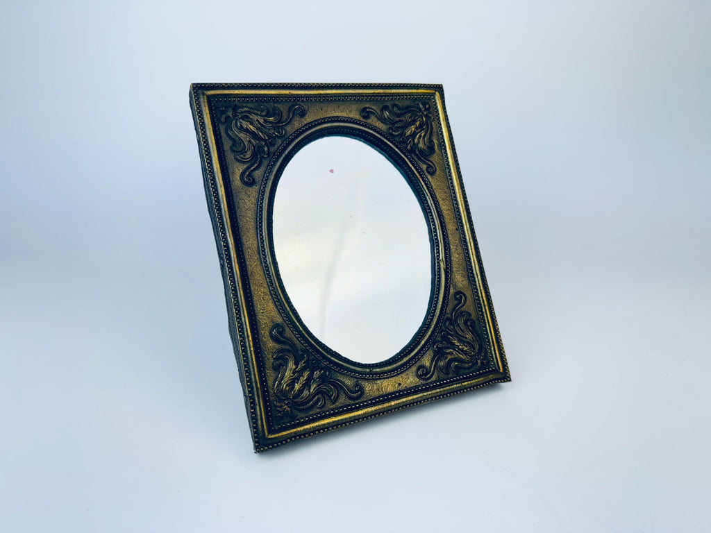 Product image for 'antique small brass oval wall mounted mirror' (view 67f7dc)