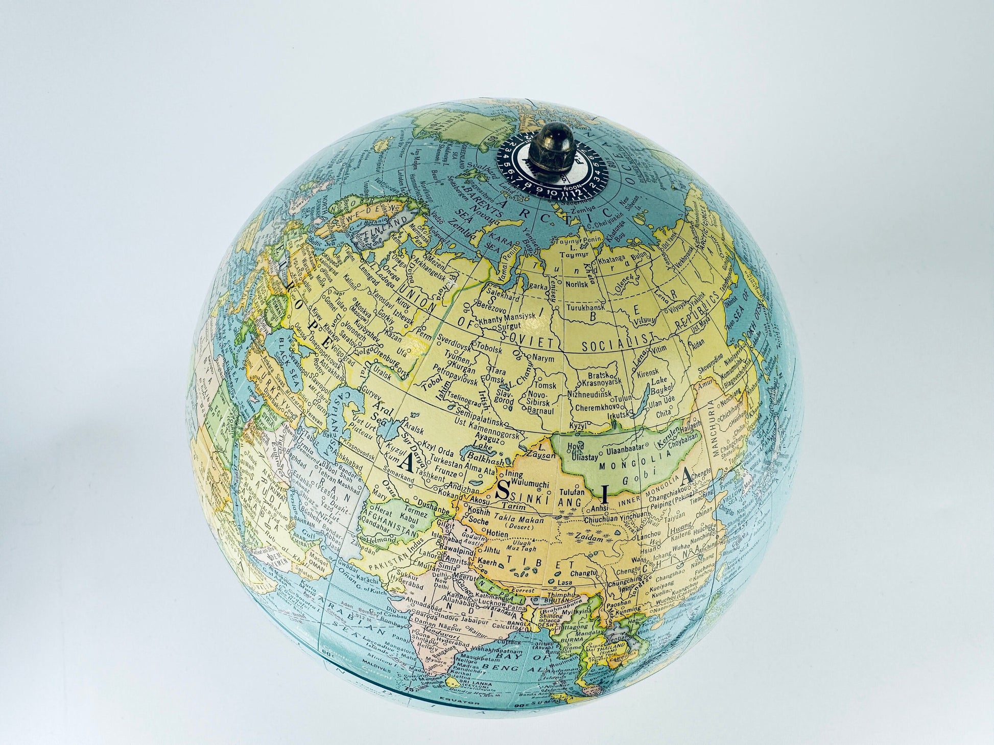 Product image for 'vintage crams scope o sphere 9 inch terrestrial world globe no 90 made in usa' (view 1b3e7a)