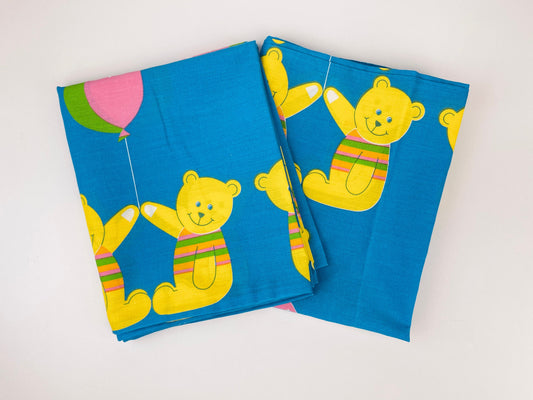 Product image for 'vintage 1980s kids bear balloon pattern queen pillow case cover set two 2 new old stock nos made in canada' (view 90e87e)