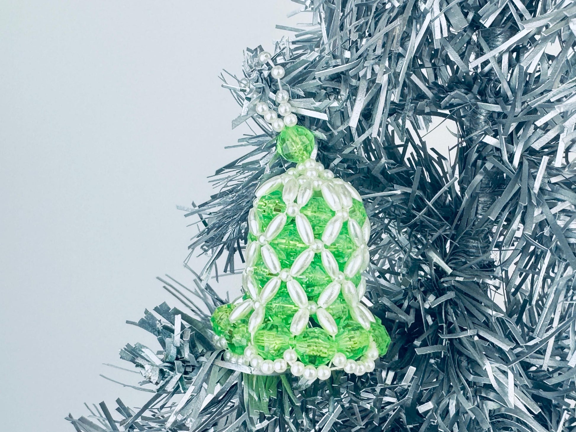 Product image for 'vintage handmade beaded bell christmas tree ornaments set of five 5' (view fd09c9)