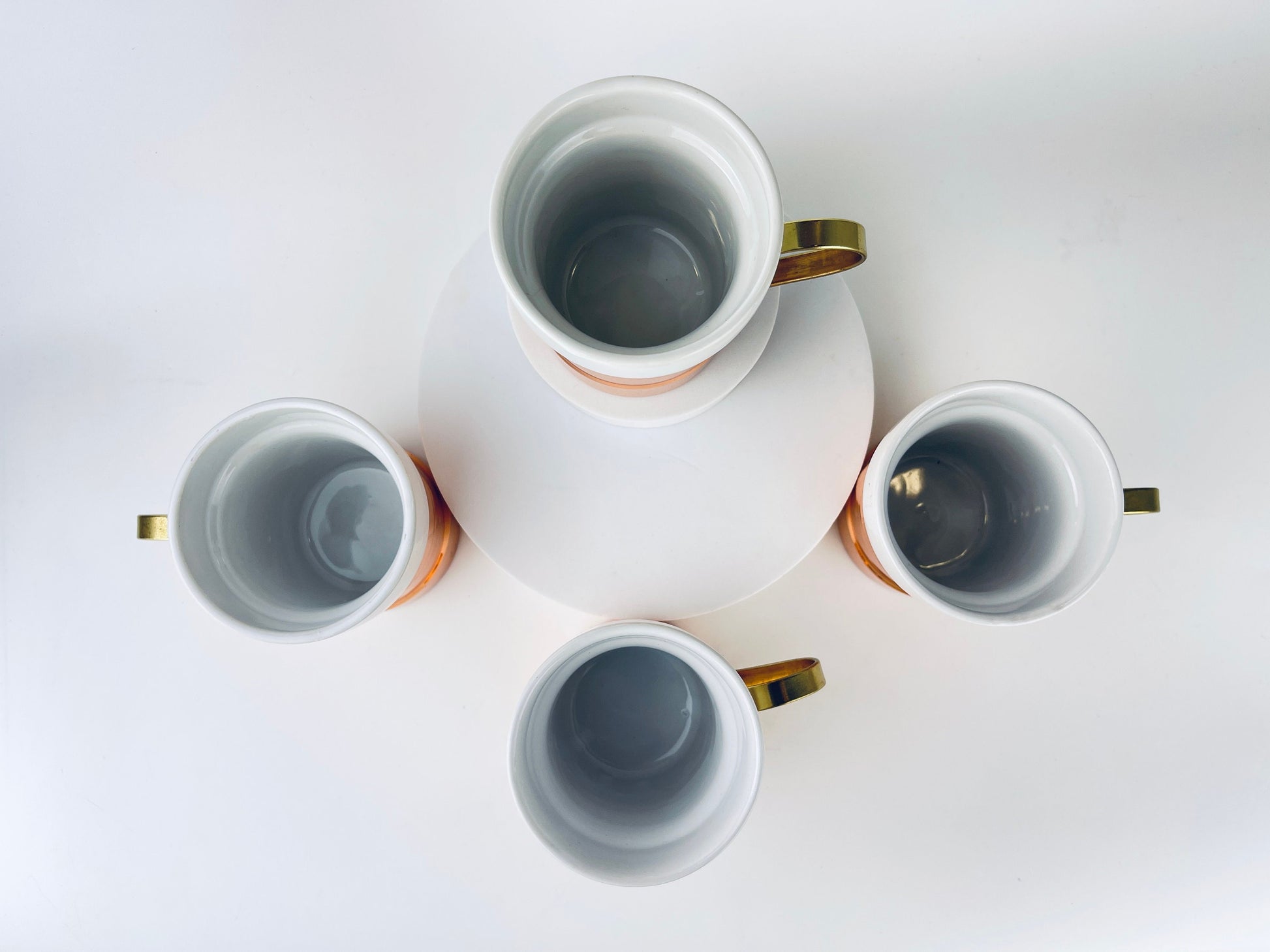 Product image for 'vintage baker hart stuart ceramic hot toddy mug glasses removable copper brass holder set of four 4 attractive aged brass patina' (view f834d6)