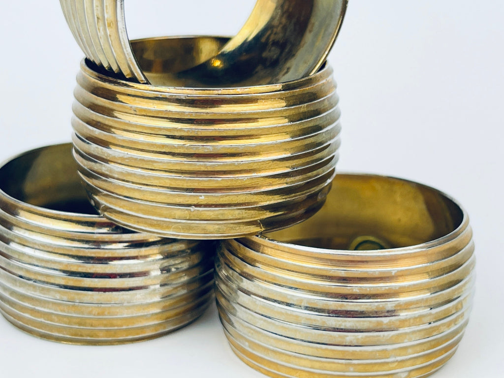 Product image for 'vintage striped brass napkin ring holders set of four 4 attractive aged metal patina' (view 46f3e5)