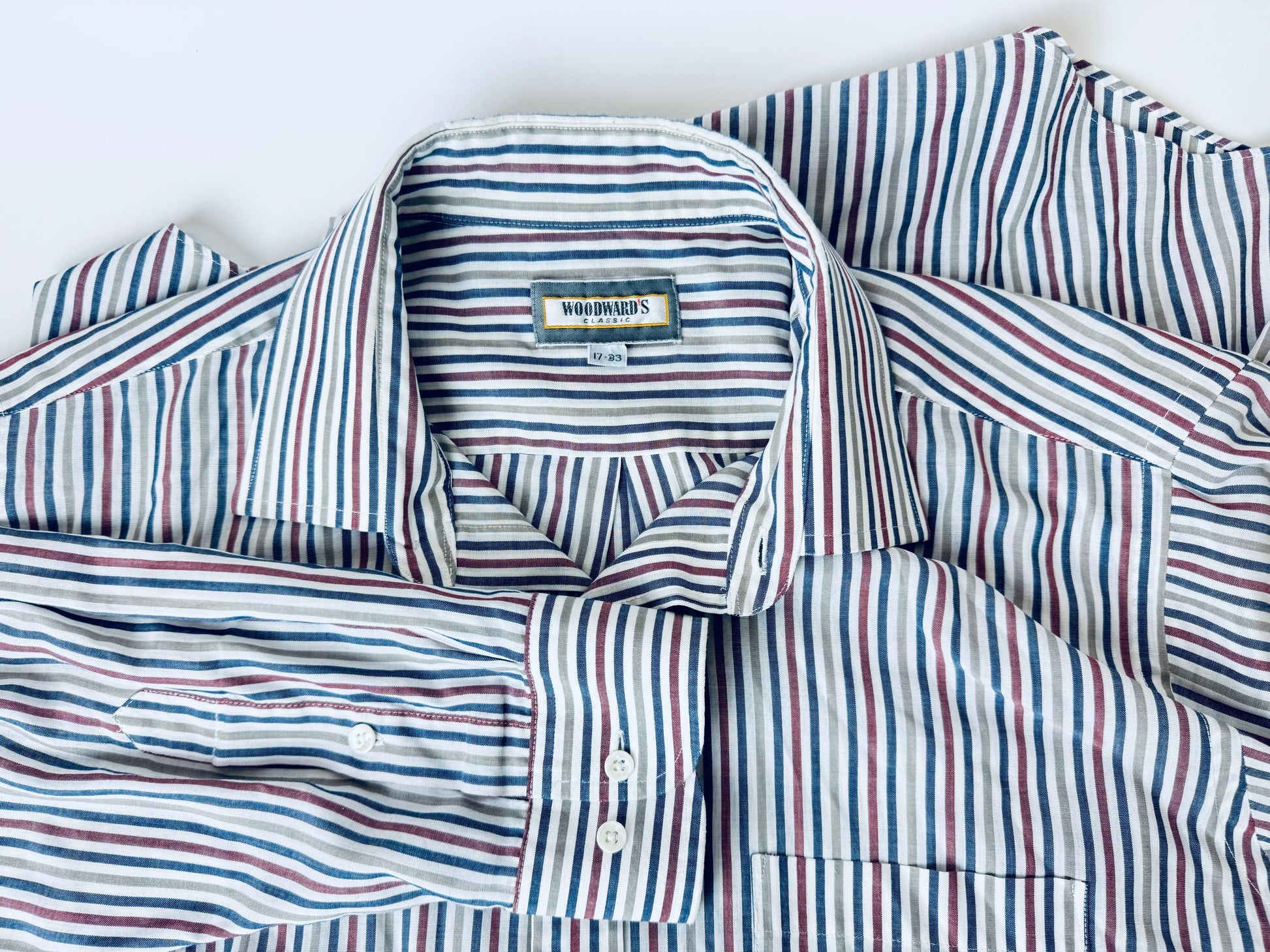 Product image for 'vintage woodwards classic light weight striped long sleeve white button down shirt size medium 17 33' (view 31db65)