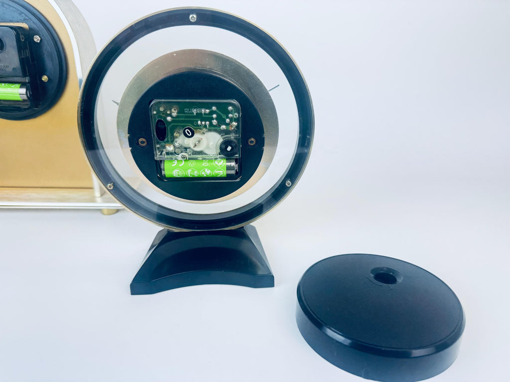 Product image for 'vintage daniel dakota konig quartz tabletop clocks sold separately' (view 32092c)